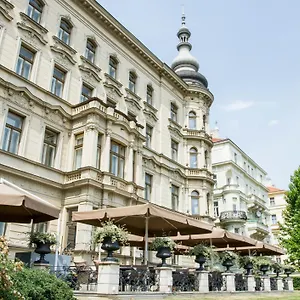 Le Palais Art 5* Praha