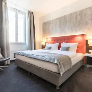 Garner - Mitte By Ihg 4* Berlín